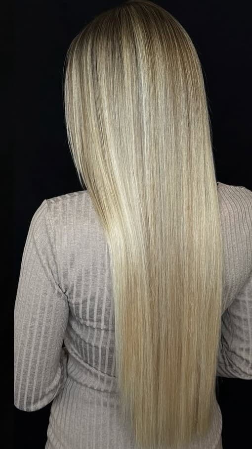 Nachher Bild 3 - Blondierung und Styling